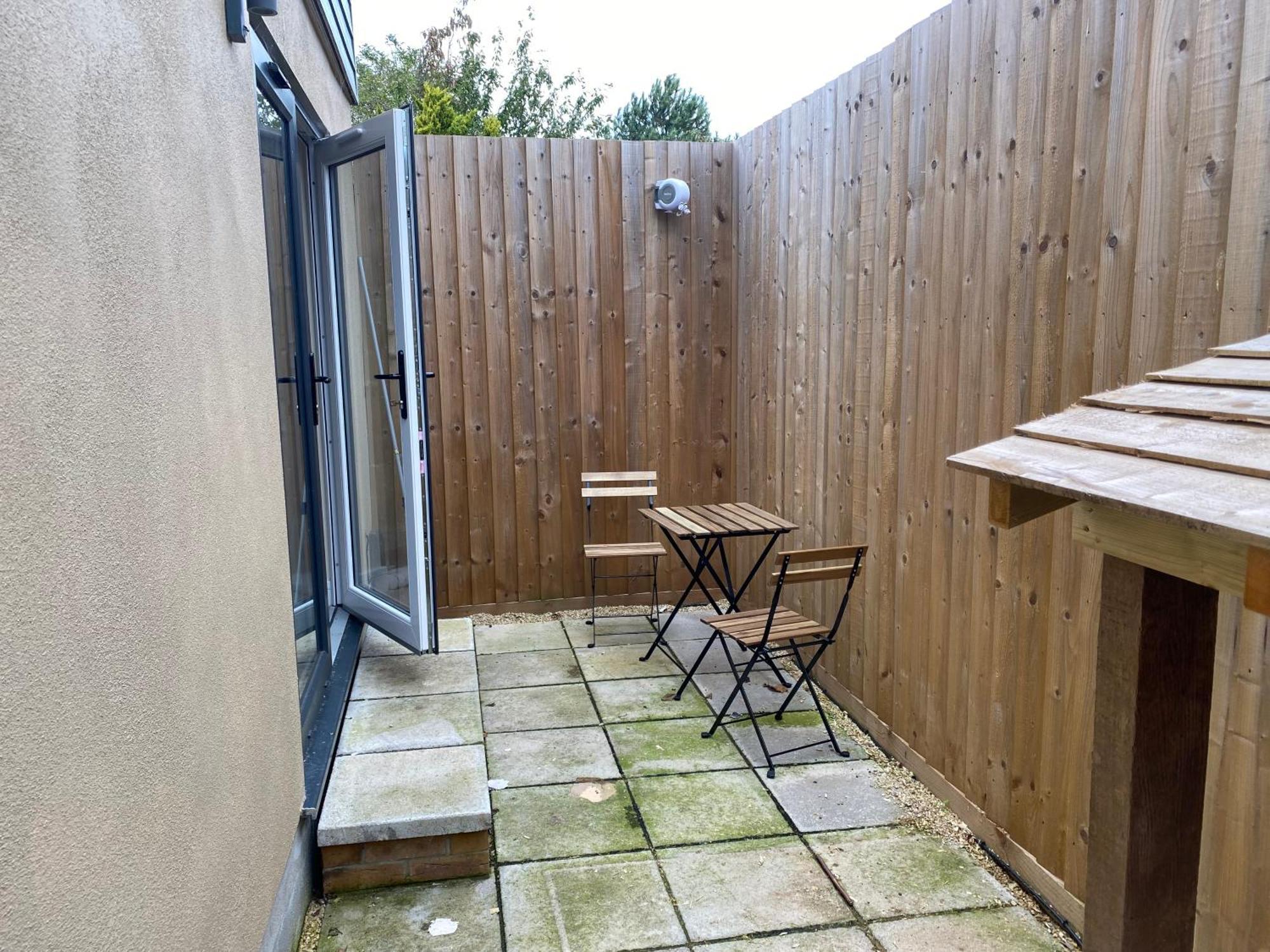 Bath Rd Villa Keynsham Exterior photo